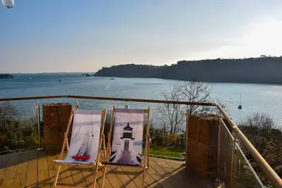 Image de Les pieds dans l'eau