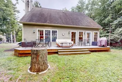 Image de Lakeside Retreat