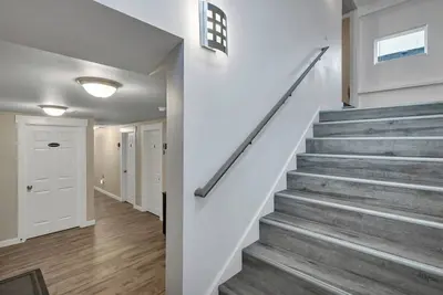 Image de Judkins Entire Lower Floor - Close to Downtown