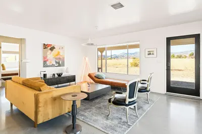 Image de Sawtooth House - Hot tub - Views - Yoga Space
