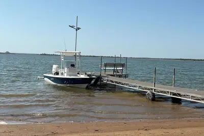 Image de Chrissy’s Place: Lakefront\/Boat Ramp\/Dock\/Kayaks
