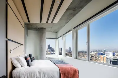 Image de Market View Suite at The Source Hotel, Pets Allowed, Parking