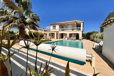 Image de La Villa verdoyante - Entre garrigues & plages
