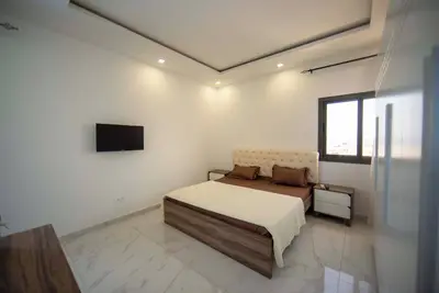 Image de Appartement meublé situé au 6éme étage (vue sur mer) Imeuble avec ascenceur