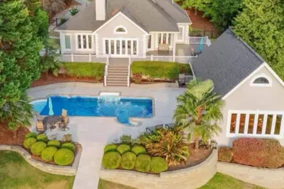 Image de Lakefront Retreat with Pool and Room For Everyone!