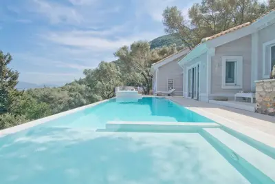 Epipleon Seafort Villa Lefkada