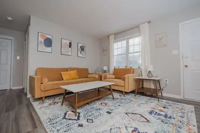 Image de The Charming Crib 2 bedroom Apartment