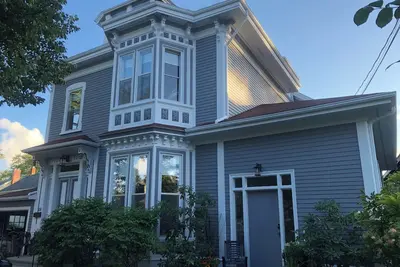Image de The Gladys (4. 5 Star)2nd Floor Suite(1 of 3 units)