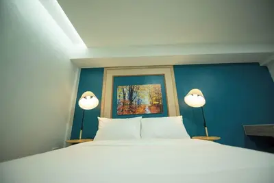 Image de SkyLink Homes Superior Apartment @ Bts Chidlom & Airport Link Prattunam Station