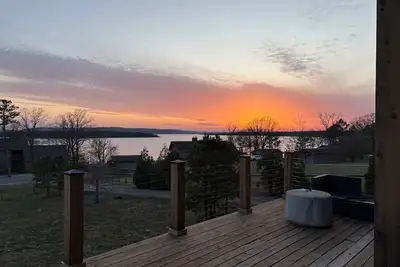 Image de Greers Ferry Lake 4-bedroom house \nsleeps 12- Breathtaking Sunsets -Golf Course
