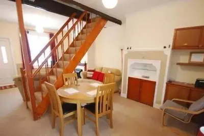 Image de Spacious Four-Bedroom House with garden in Wembley