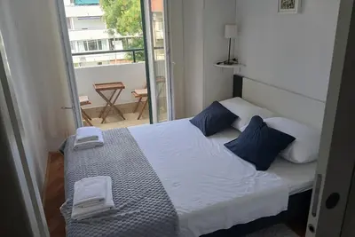 Image de Appartement de deux chambres avec le balcon Split (A-24078-a)