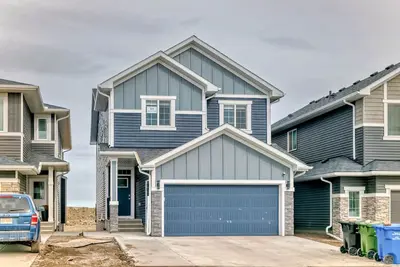 Image de 2 bedrooms one bath walk out basement