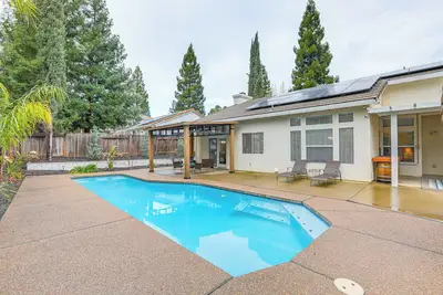 Image de Family Home Near Folsom Lake in El Dorado Hills!
