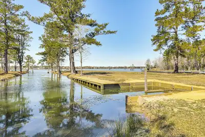 Image de Lake Moultrie Access: Moncks Corner Home w\/ Dock