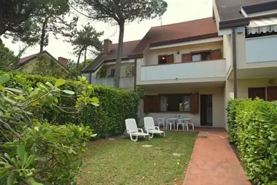 Image de Confort et intimité avec jardin clôturé à Lignano Riviera