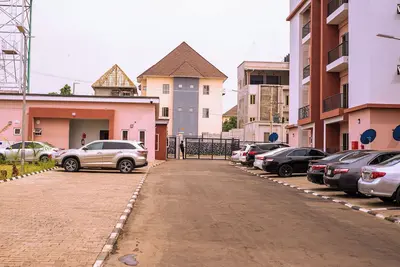 Image de Luxurious One-Bedroom Apartment in Abuja