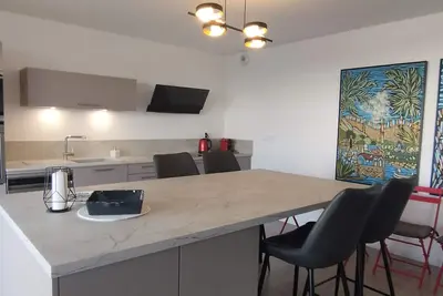 Image de Spacieux appartement en centre-ville avec terrasse et parking pour 4 personnes