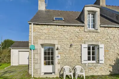 Image de Agréable maison avec grand jardin pour 4