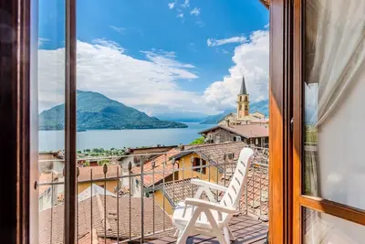 Image de Joli appartement avec Wifi, Tv, balcon, animaux admis, vue panoramique et parking