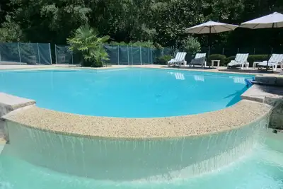 Image de Domaine St Pierre du Rebaut Grand gîte de charme Parc piscine exceptionnell