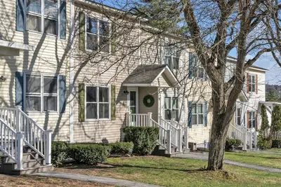 Image de Cozy 2-bedroom townhome in peaceful Barre with WiFi, Ac