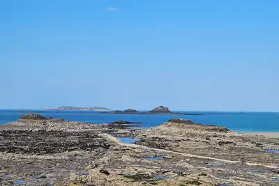 Image de Studio dinard \n60 m de la plage de l'écluse \nAnimaux non admis
