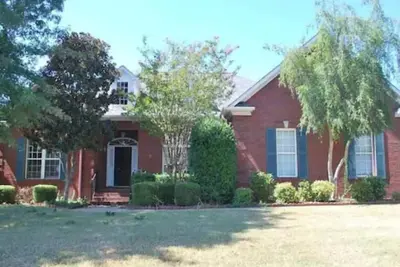Image de Charming 3-bedroom + office, fully furnished home in fabulous Madison Al