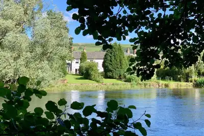 Image de Lake View Cottage - Deux Chambres Maison, Couchages 4
