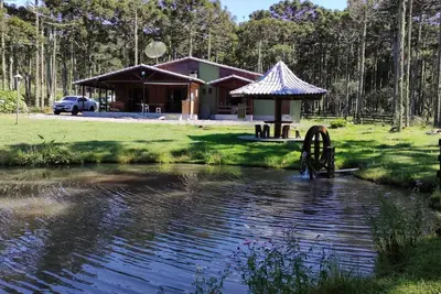 Image de Cabin on the Lake in SĂŁo Joaquim-Sc. Enjoy special moments. Pets allowed.