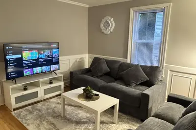 Image de Modern renovated 2bdr/Queen bed