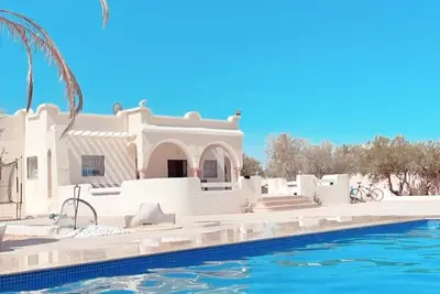 Image de Villa sans vis-à-vis avec piscine