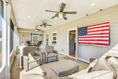 Image de 18 Mi to Fsu: Quaint Cottage on 8 Acres w/ Grill!