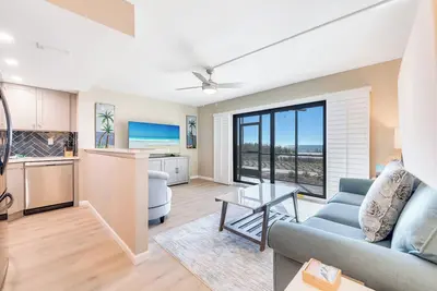 Image de One-bedroom ground floor with easy access to beach and pool.
