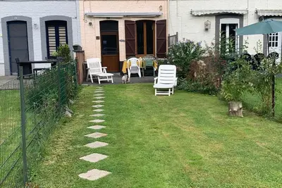 Image de Gîte La Petite Commune, le long de la Meuse, sur la voie verte TransArdennes
