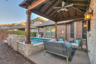 Image de 5 Minutes to Dfw 4 Br/2. 5 Ba
