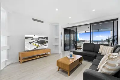 Image de Circle on Cavill - 1 Bedroom + Study Ocean