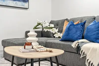 Image de Flagstaff Green Chic Apartment Calming and Relaxin