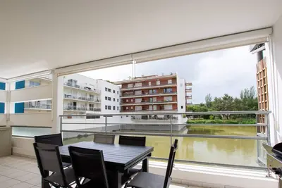 Image de Agréable T3 avec terrasse et parking à La Rochelle