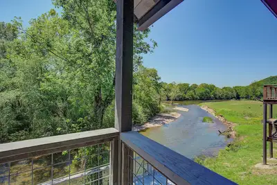 Image de Happy Times on Caddo River by StayLage