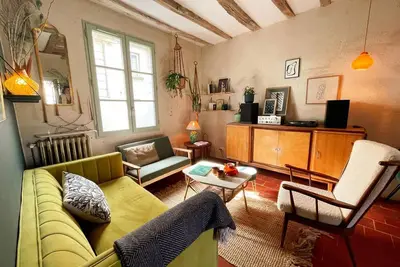 Image de Gîte XIXè de charme à Candes-St-Martin avec jardin clos