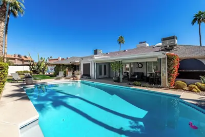 Image de Enchanting 4bd Scottsdale Home