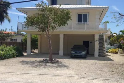 Image de Charming 3-bedroom house with Tiki Hut, WiFi and Ac in gorgeous Summerland Key, ,