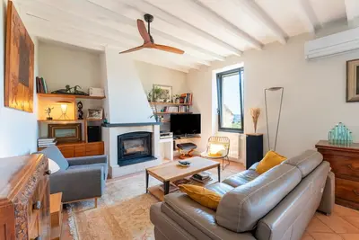 Image de Maison de vacances 'Le Sophora' avec vue sur les montagnes, Wi-Fi et climatisation