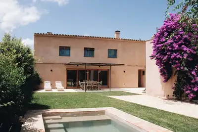 Image de Can Camades - 4-bedroom, 4 bathroom house with garden and pool in L'Empordà
