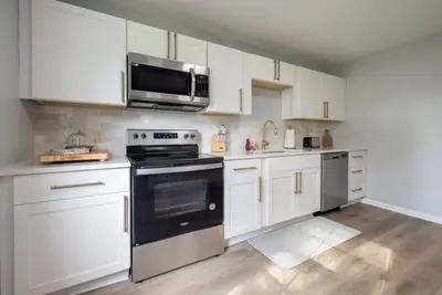 Image de Savannah Getaway |4br Near Forsyth Park & River St