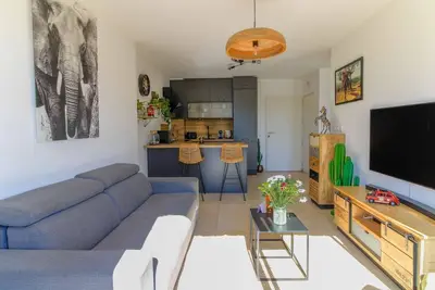 Image de Appartement moderne - Piscine et parking compris