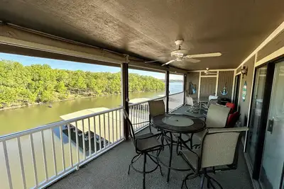 Image de Lazy Days, 3-bedroom, family-friendly condo in the heart of Lake of the Ozarks!