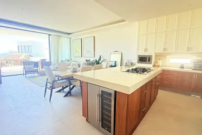 Image de Spacious 5-bedroom apartment in cool Cruz de Huanacaxtle with Ac, WiFi