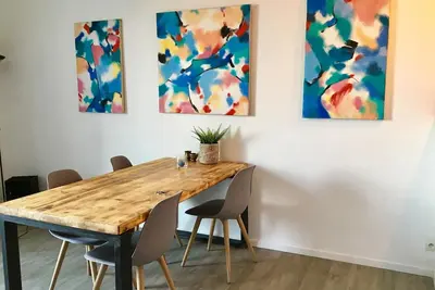 Image de Bel Appartement T2 - 40m2 - Vue mer et port du môle.